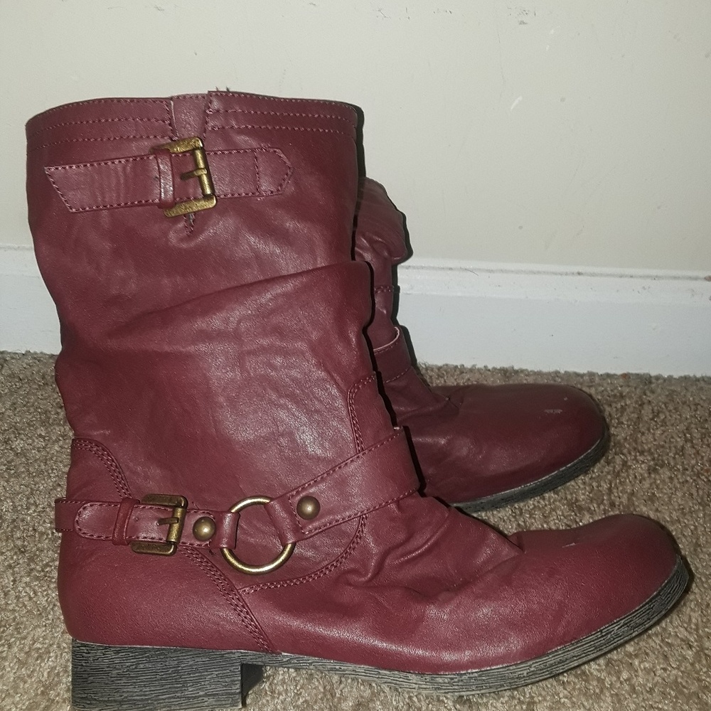 Burgundy boots sz10